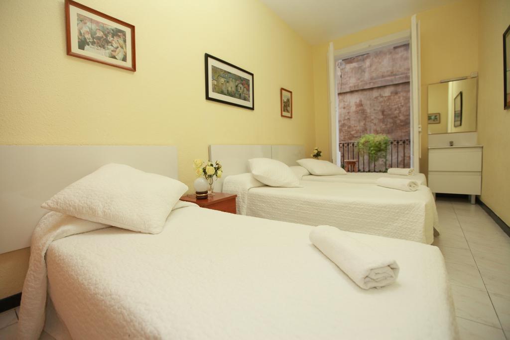 Calma House Rooms Barcelona Exterior photo